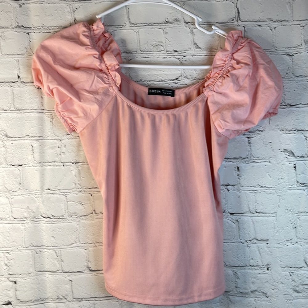 Shein pink solid puff sleeve Tee size‎ small